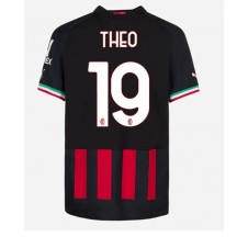 AC Milan Theo Hernandez #19 Hjemmedrakt 2022-23 Kortermet